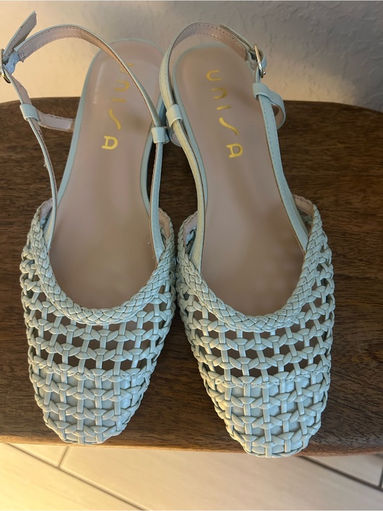 Unisa Shoes - Unisa mint green
Woven Slingback Mules